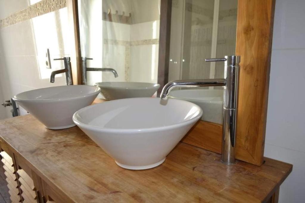 Grande Chambre Familiale Pour 2 A 5 Personnes Apartman Chef-Boutonne Kültér fotó